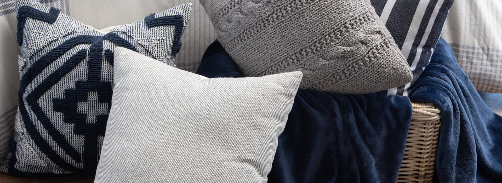 Scatter Cushions Volpes